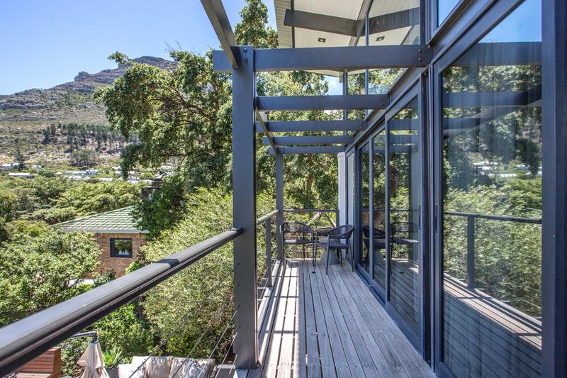 2 Bedroom Property for Sale in Hout Bay Western Cape